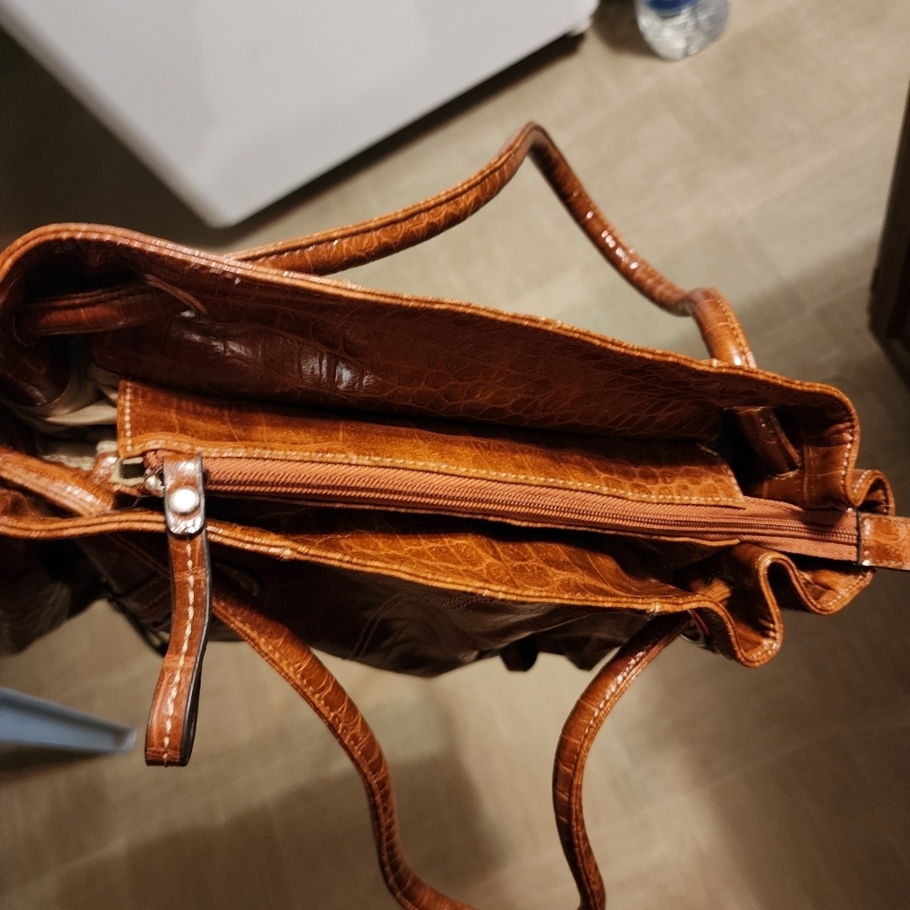 Elle Embossed Brown Vinyl Shoulder Bag - Picture 10 of 13